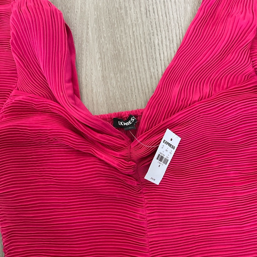 Express Fuchsia Ribbed Crop Top - Picture 3 of 8